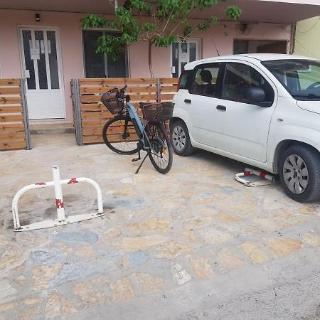 Limonero New City Apartment 1 With Private Parking Lefkáda Esterno foto