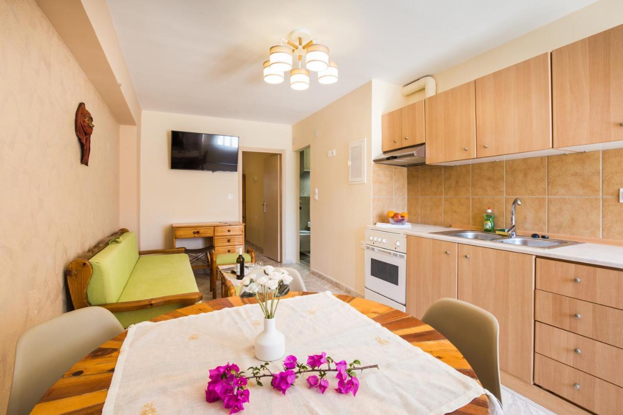Limonero New City Apartment 1 With Private Parking Lefkáda Esterno foto